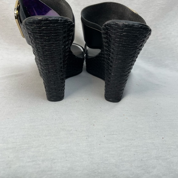 Black, platform slip in wedge with side gold buckle. Size 7 - Picture 4 of 5